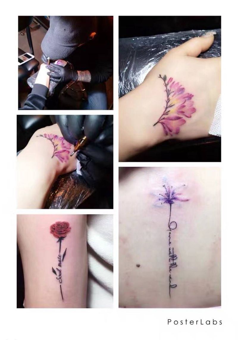 几朵小花纹身图片