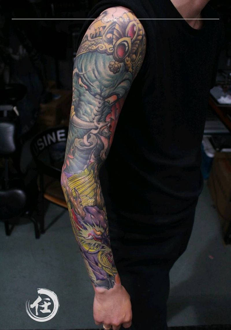 麒麟臂纹身图片_手臂传统动物成品纹身图案