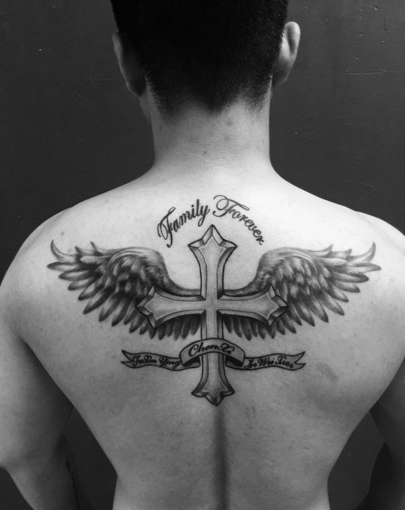 十字架纹身图片