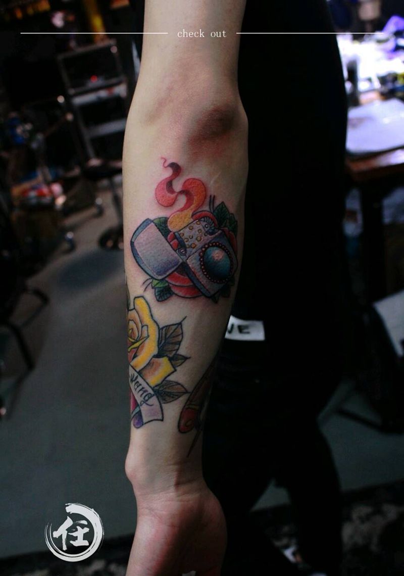 小莫拼接花臂纹身图片_手臂欧美贴纸成品纹身图案