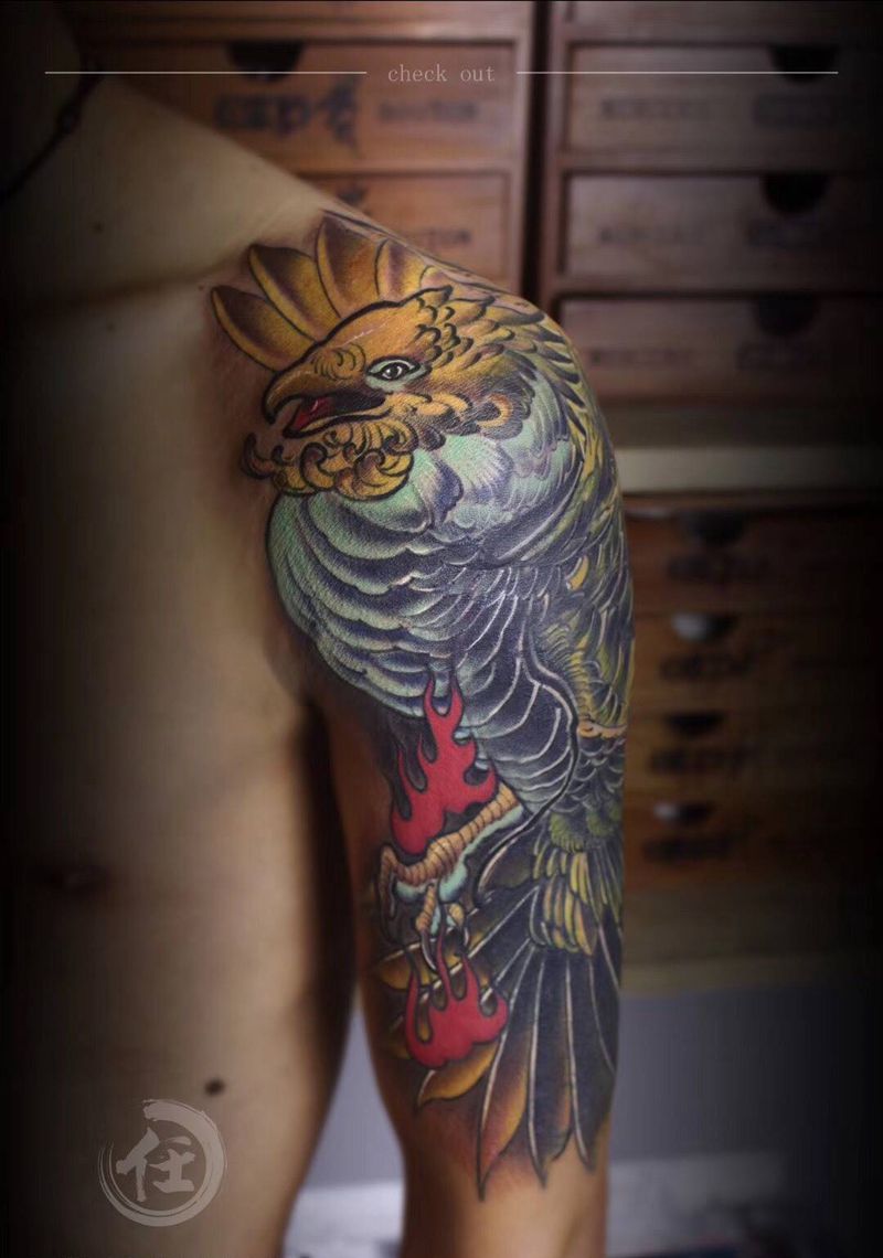 遮盖旧图纹身图片_肩部手臂新传统纹身图案