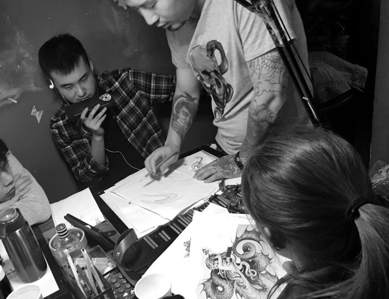 新的一天纹身图片