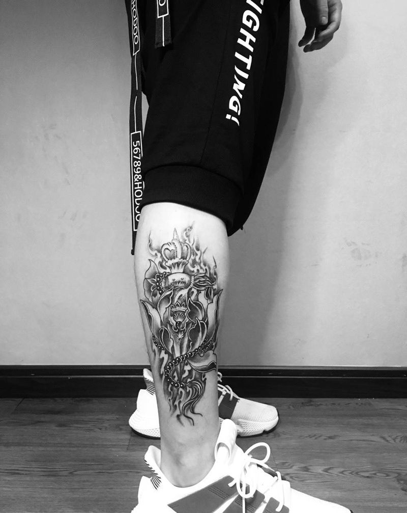 传统 金刚降魔杵纹身图片_成品腿部传统植物静物宗教纹身图案