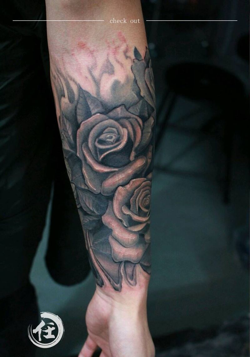 修改玫瑰纹身图片_手臂欧美植物静物成品纹身图案