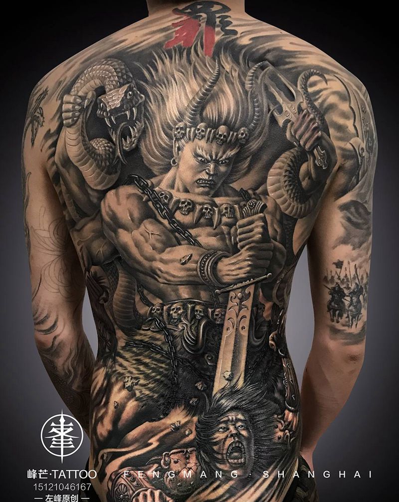 蚩尤神怒（原创）纹身图片_背部新传统欧美写实蚩尤战神猛将纹身图案