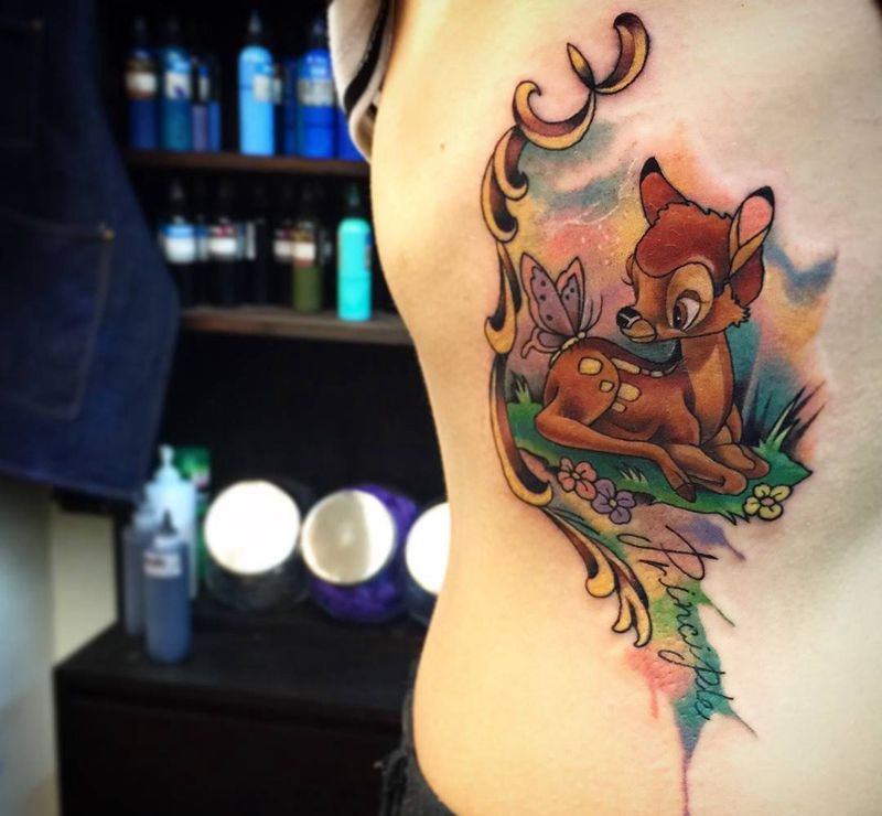 小鹿斑比纹身图片_成品腰部欧美清新动物潑墨水彩暈染女孩紋身設計纹身图案