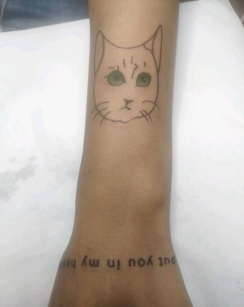 小猫咪纹身图片_手部手臂纹身图案