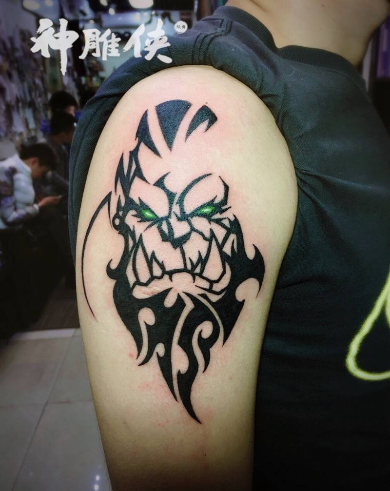 魔兽图腾纹身图片_成品手臂欧美肖像几何图腾人物纹身图案