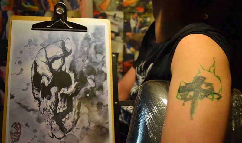 画皮纹身图片_成品手臂手部欧美图腾遮盖纹身图案