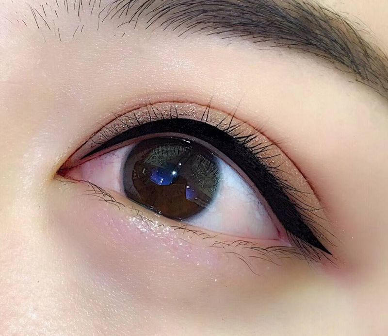 美瞳线纹身图片