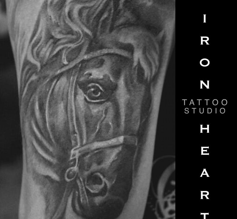 素描作品纹身图片_成品手部胸部写实欧美肖像雕像宗教原创設計纹身图案