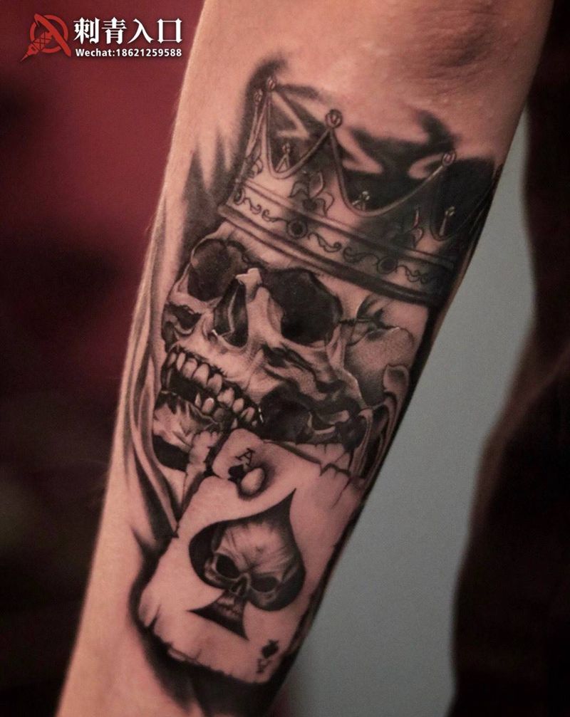 欧美写实骷髅纹身图片_手臂欧美写实骷髅扑克欧美写实纹身图案