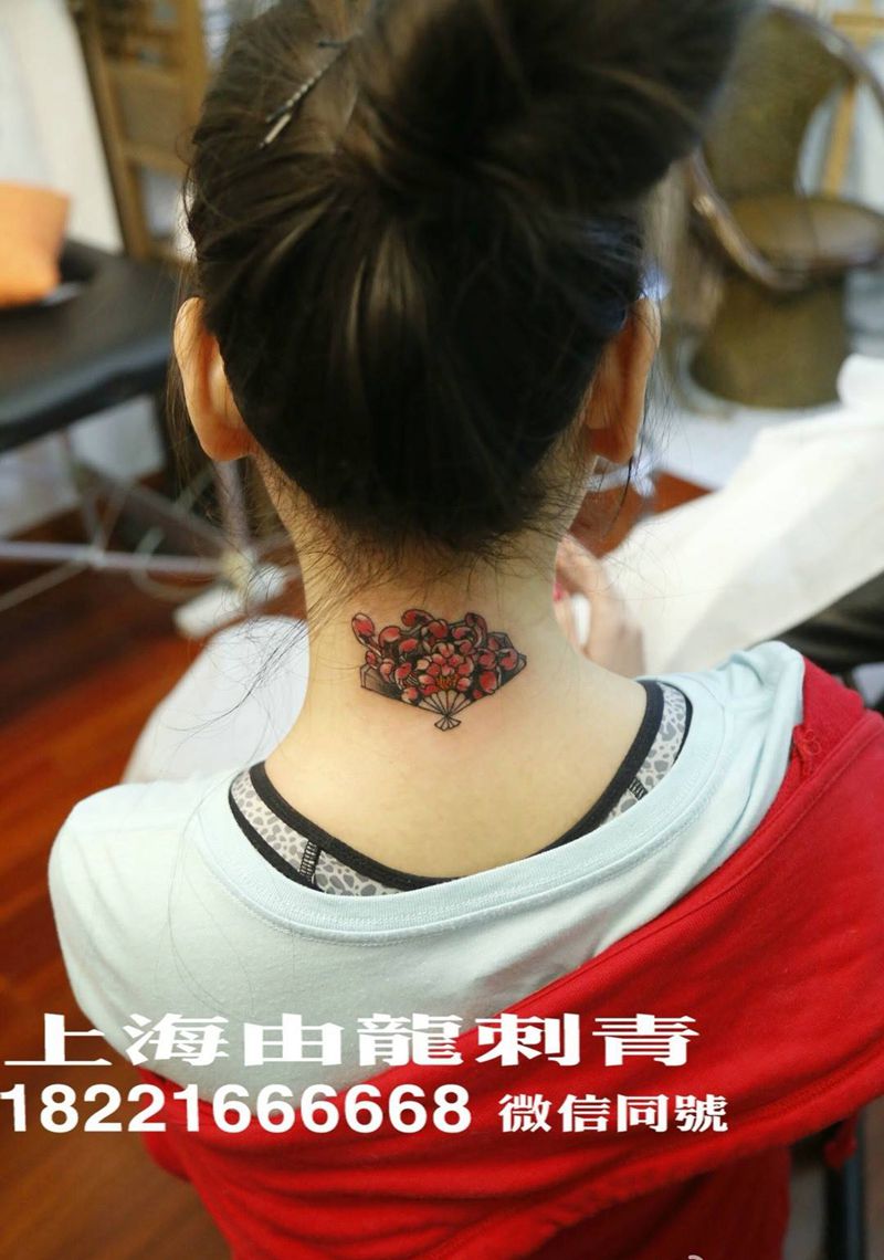 美女♀纹身图片