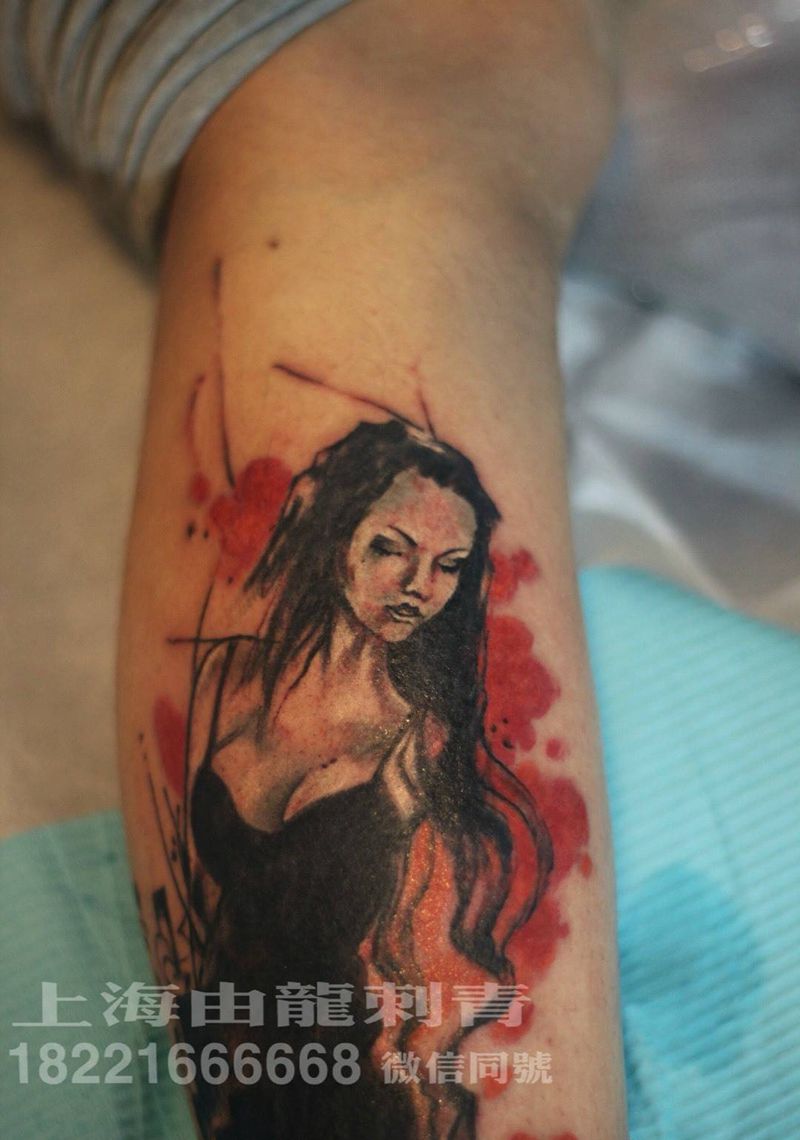 美女纹身图片