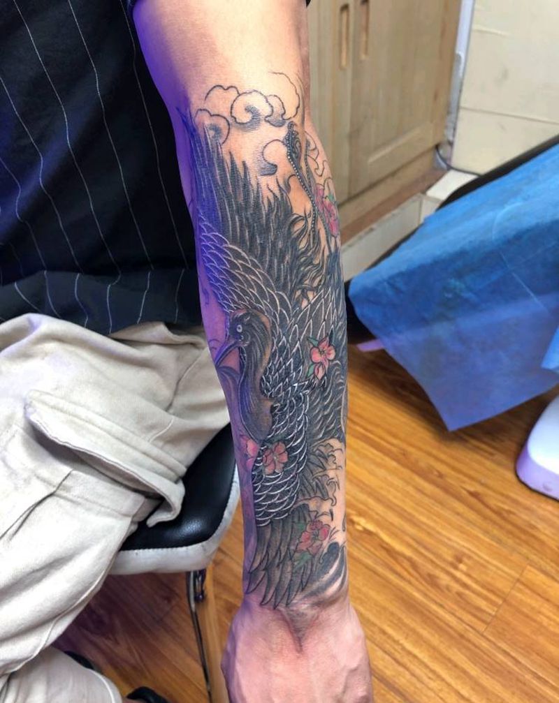 鹤（覆盖）纹身图片_手臂纹身图案