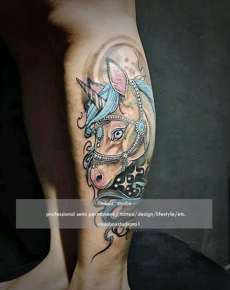 独角兽纹身图片_腿部水彩New School纹身图案