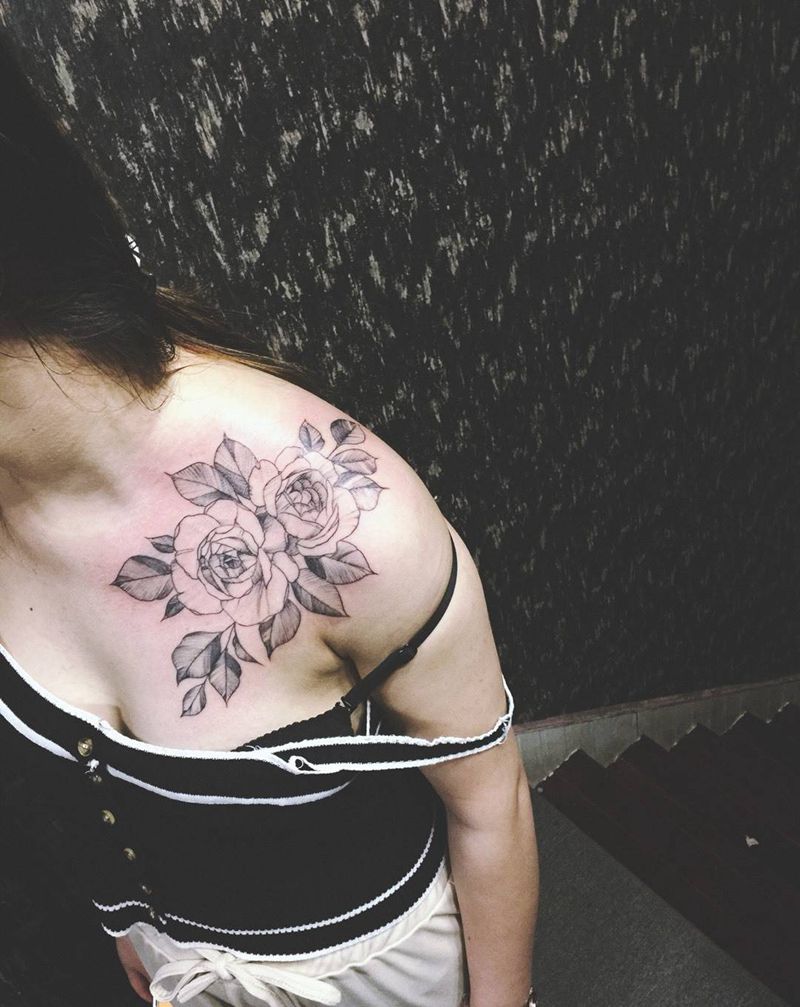 肩花纹身图片_肩部成品清新植物纹身图案