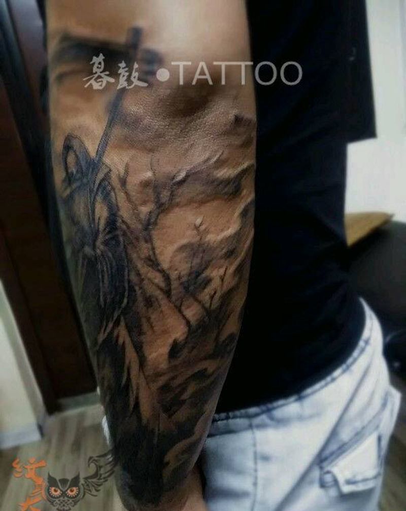 死神~死读书纹身图片_手臂欧美写实人物鬼神宗教纹身图案