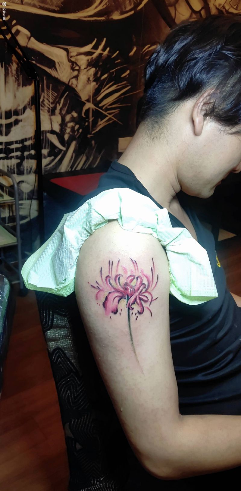 彼岸花纹身图片_手臂水墨水彩纹身图案