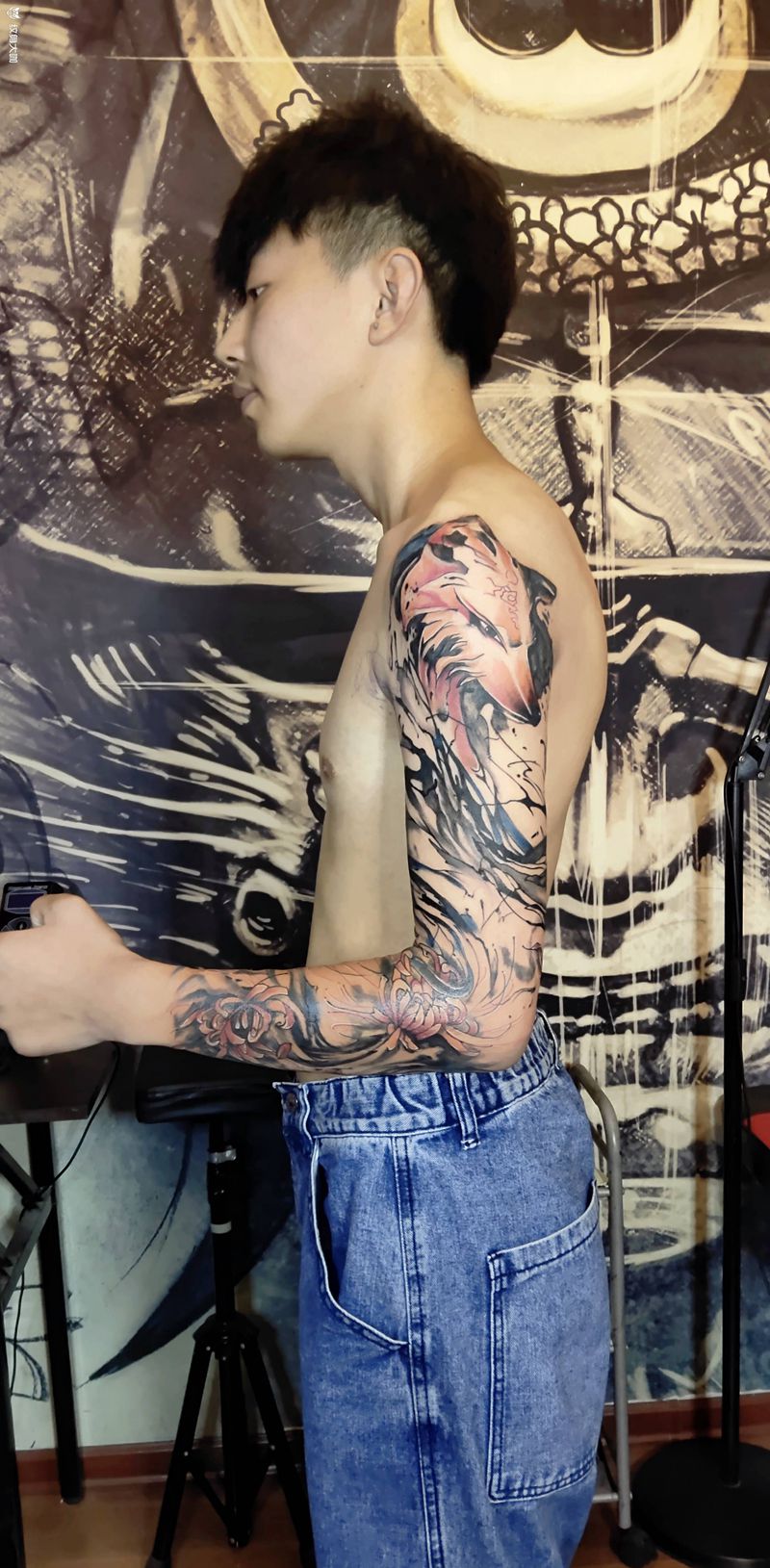 1999元花臂水墨狐狸纹身图片_手臂水墨水彩纹身图案