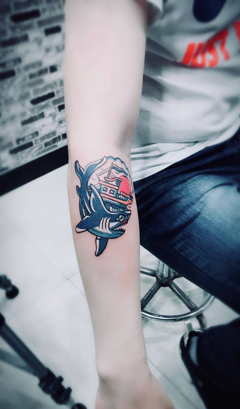 鲨鱼纹身图片_欧美纹身图案