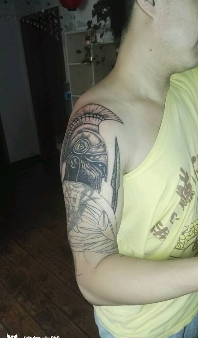 遮盖修改纹身图片_手臂欧美人物成品纹身图案