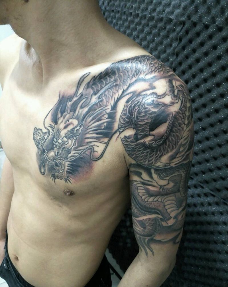 过肩龙纹身图片