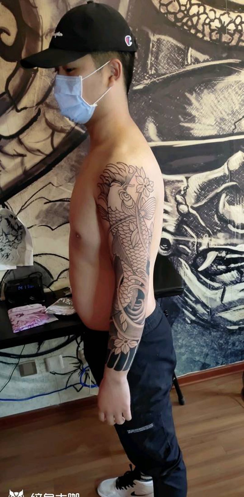 1999元下次再约纹身图片_手臂老传统纹身图案