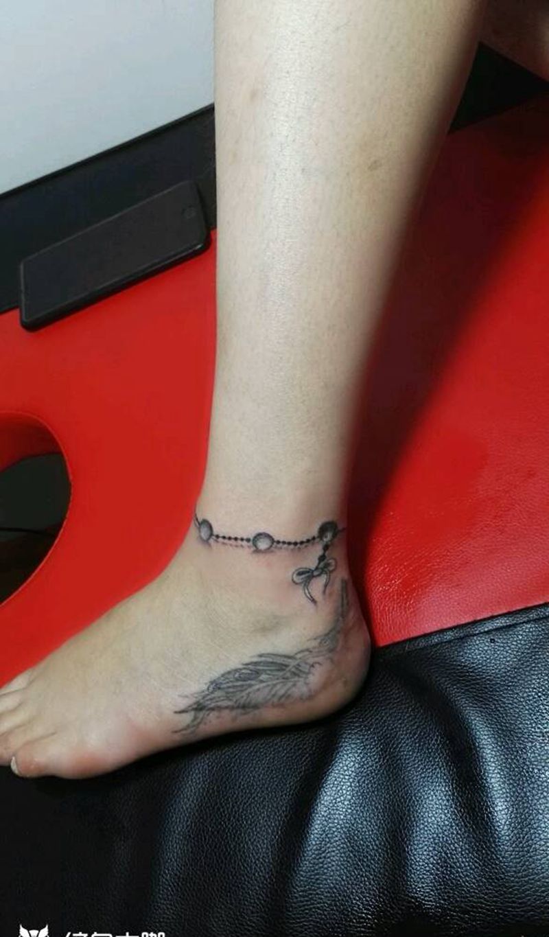 脚链纹身图片