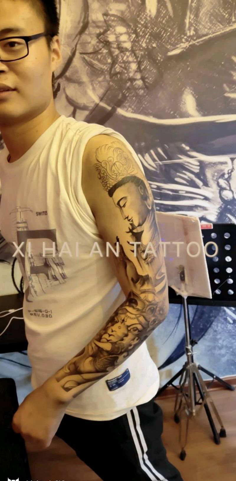 花臂1999元！未完成纹身图片_手臂新传统纹身图案