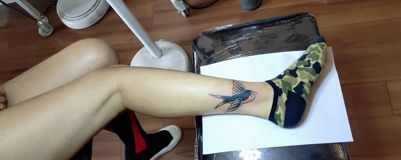 799元遮盖完毕纹身图片_脚部Old School纹身图案