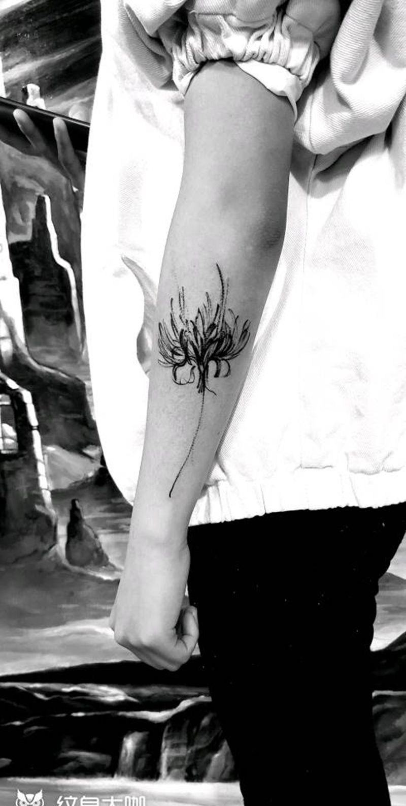 彼岸花纹身图片