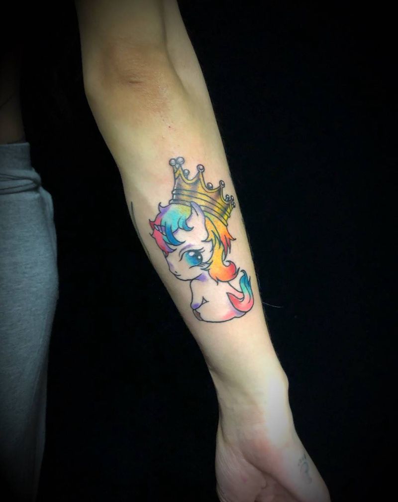 独角兽纹身图片_手臂水彩纹身图案