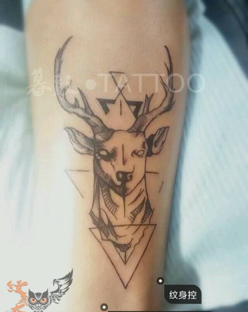 小腿~小鹿么么哒纹身图片_腿部清新动物纹身图案