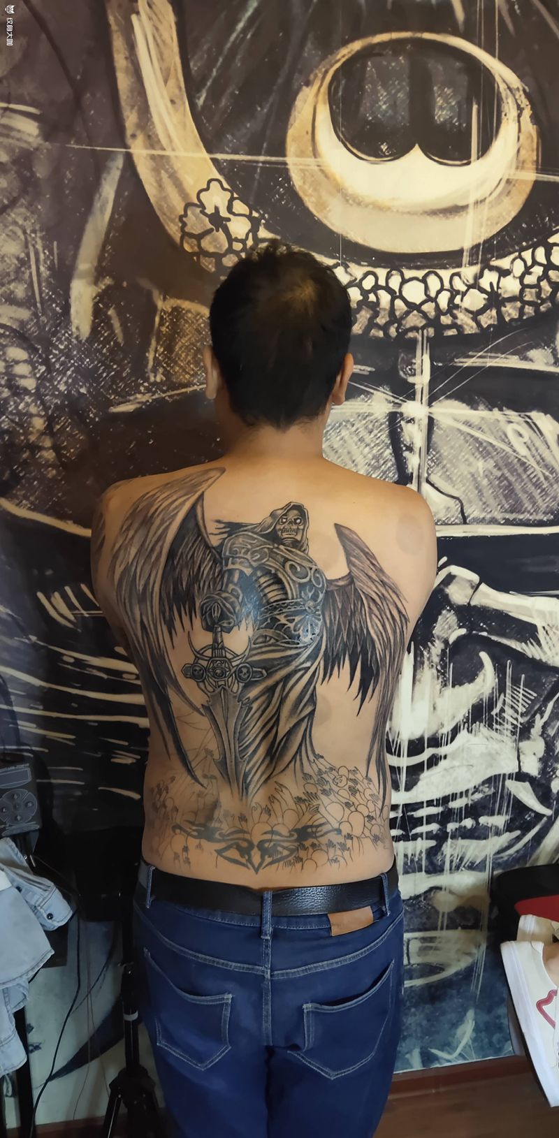 2999元死神满背未完成纹身图片_背部欧美写实纹身图案