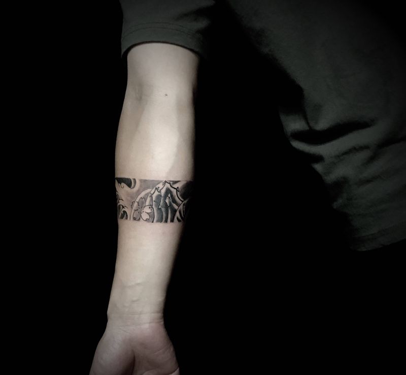 原创水浪臂环纹身图片_手臂新传统纹身图案