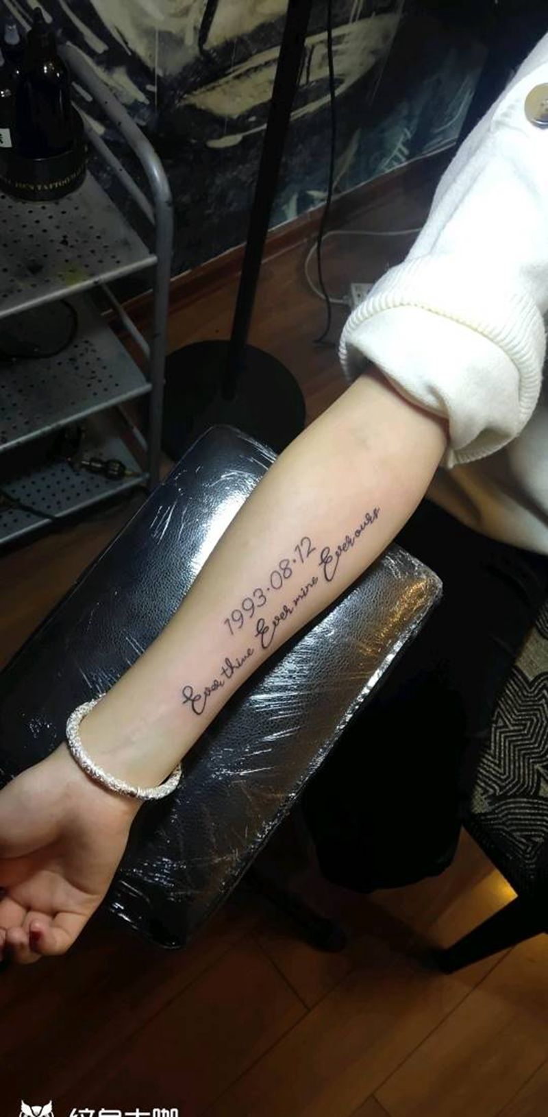 小清新纹身图片_手臂点刺纹身图案