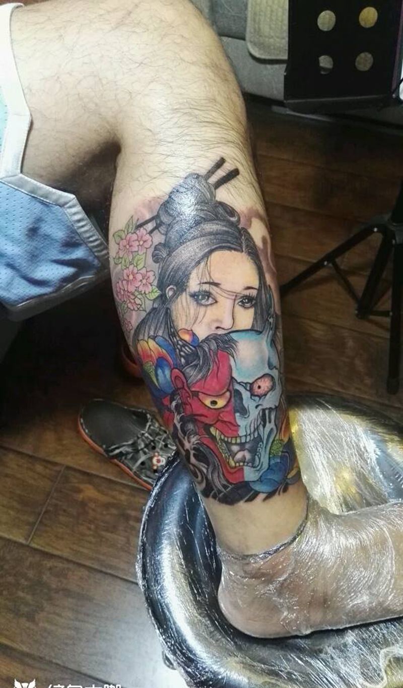 小腿艺妓！纹身图片_腿部传统人物成品纹身图案