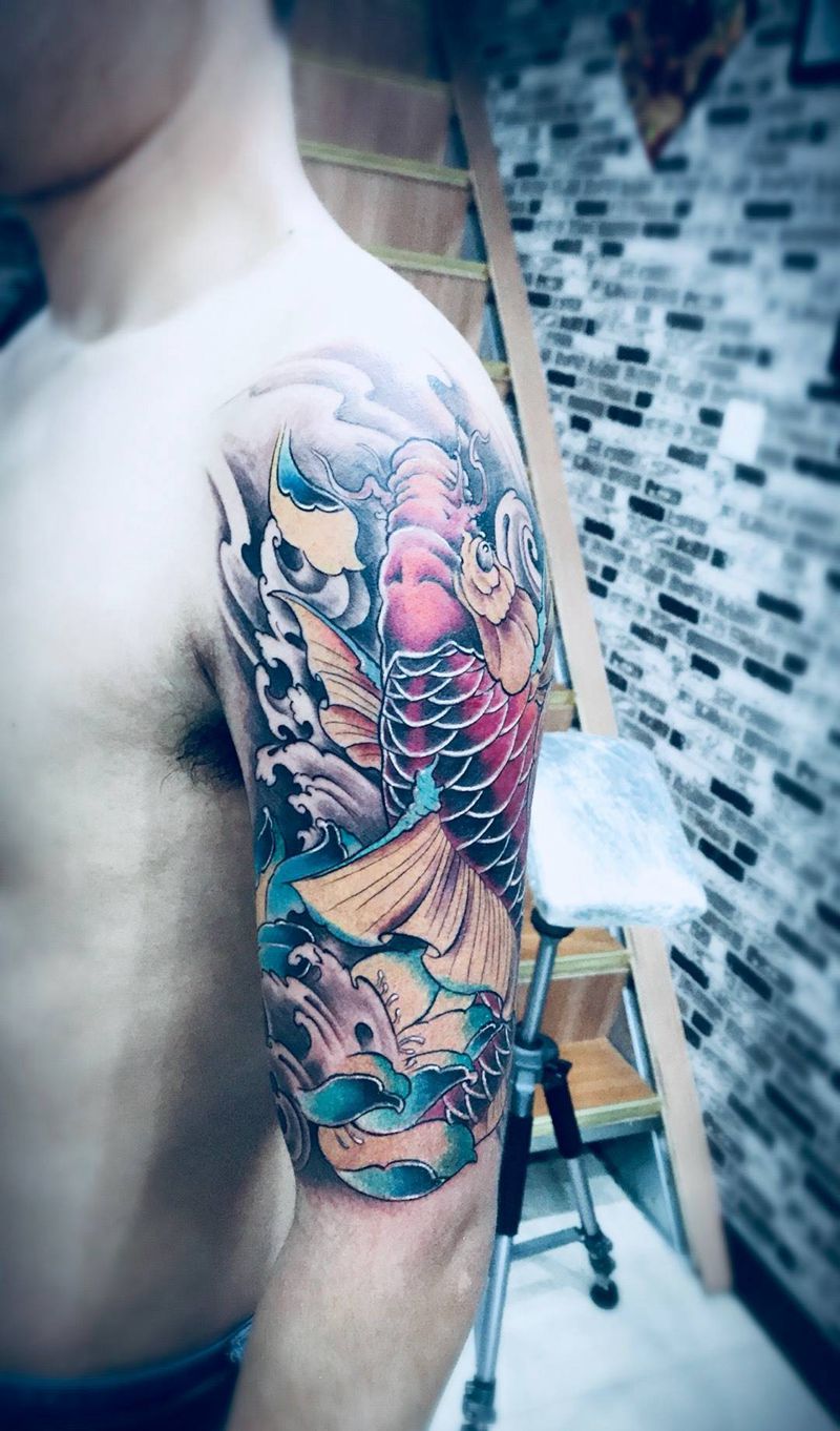 连年有余纹身图片