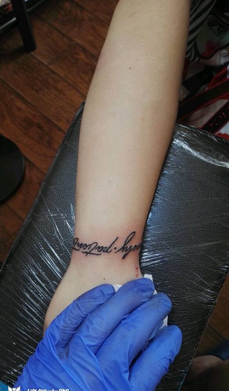 英文花体纹身图片_手臂手部欧美字符成品纹身图案