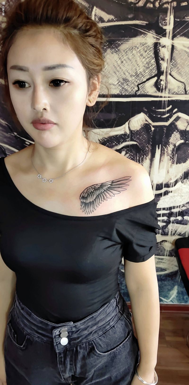 999元遮盖完毕纹身图片_肩部New School纹身图案