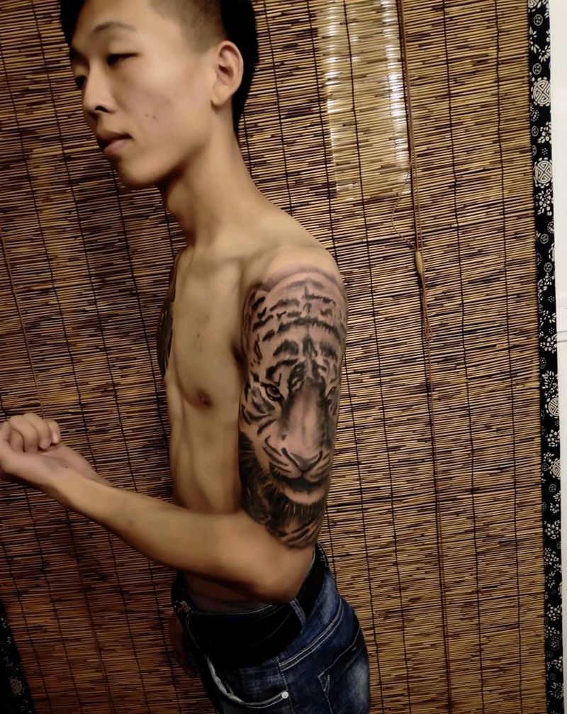 老虎纹身图片_手臂纹身图案