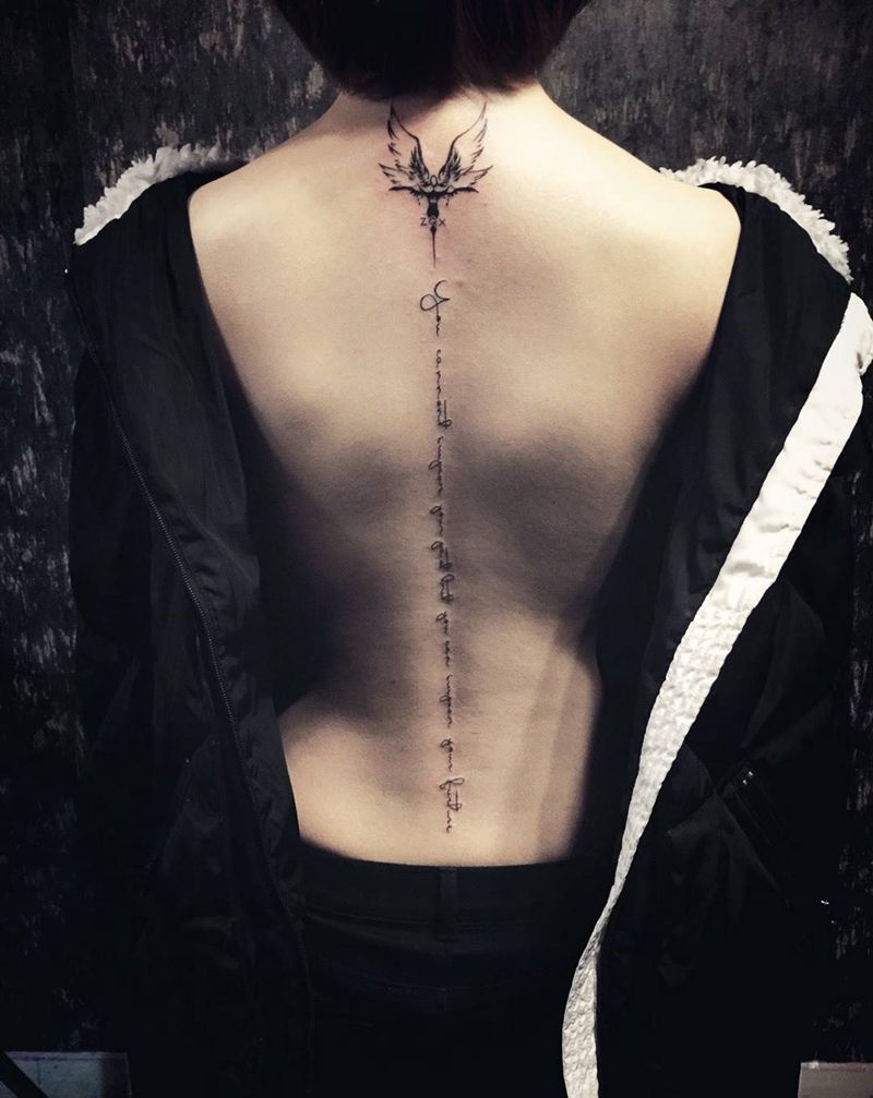 脊柱骨。。纹身图片
