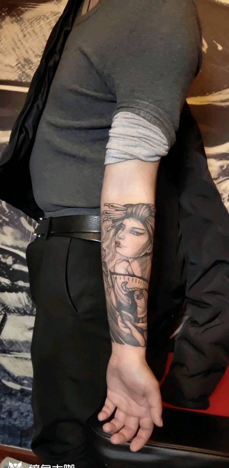 999元艺伎般若包小臂纹身图片_手臂新传统纹身图案