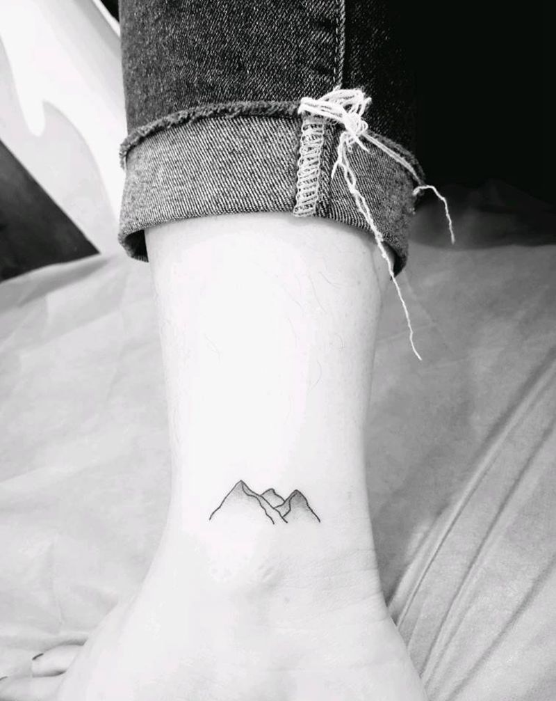 山峰纹身图片