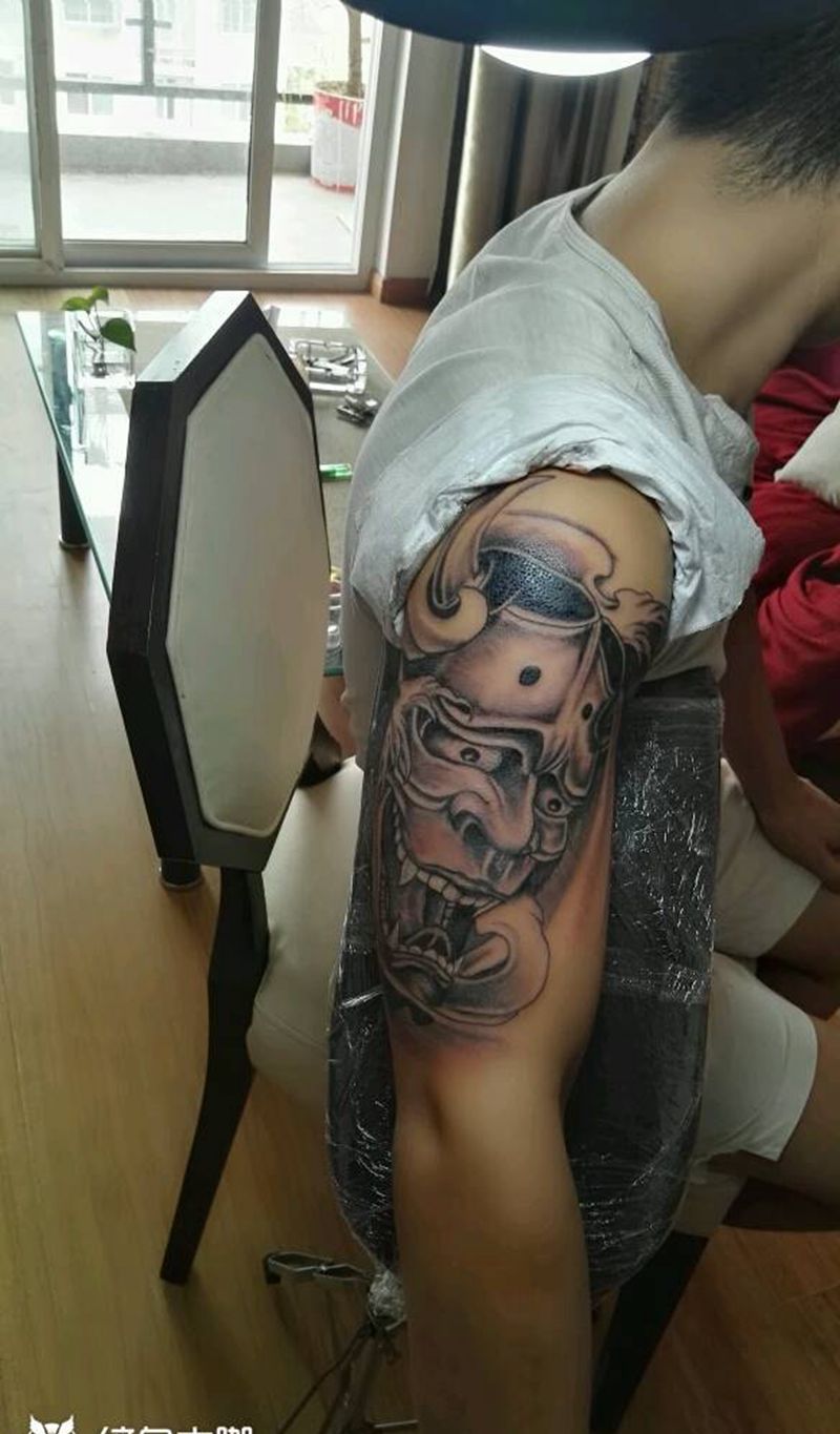 般若纹身图片_肩部手臂传统人物鬼神成品纹身图案