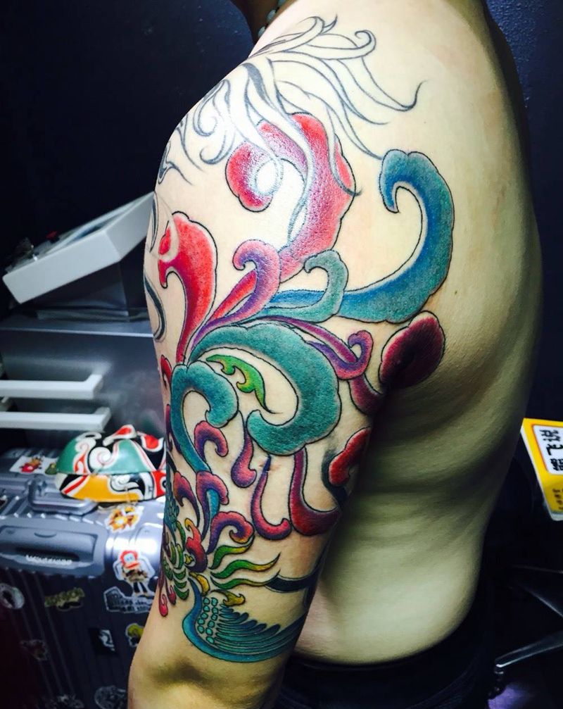 添加作品图腾彩色凤凰纹身图片