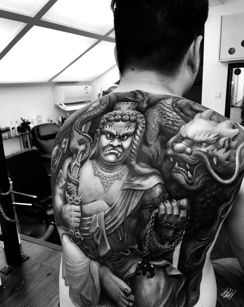 《不动明王之双龙》纹身图片