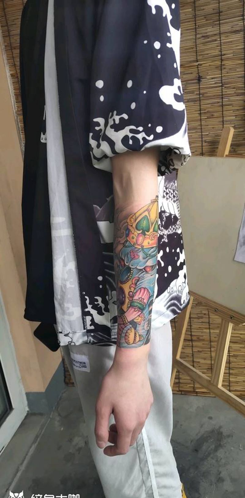 999元象神包小臂纹身图片_手臂新传统纹身图案