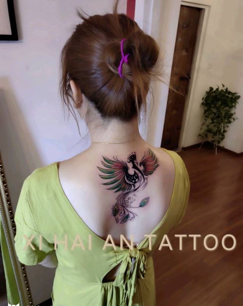 凤凰纹身图片_背部纹身图案